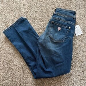 Guess NWT Sadie Straight Shape Up The Atmosphere Jeans
